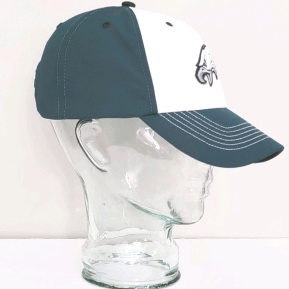 Free with $15+ or purchase separately. Eagles adjustable Cap Team Apparel - Picture 3 of 9